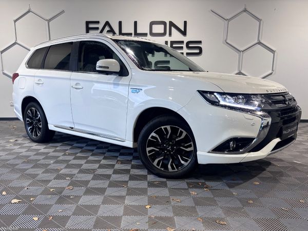 Mitsubishi Outlander SUV, Petrol Plug-in Hybrid, 2017, White