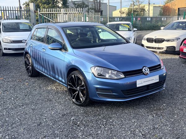 Volkswagen Golf Hatchback, Petrol, 2015, Blue