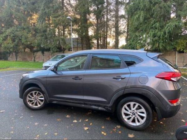 Hyundai Tucson SUV, Diesel, 2016, Grey