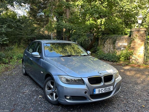 BMW 3-Series Saloon, Diesel, 2011, Blue