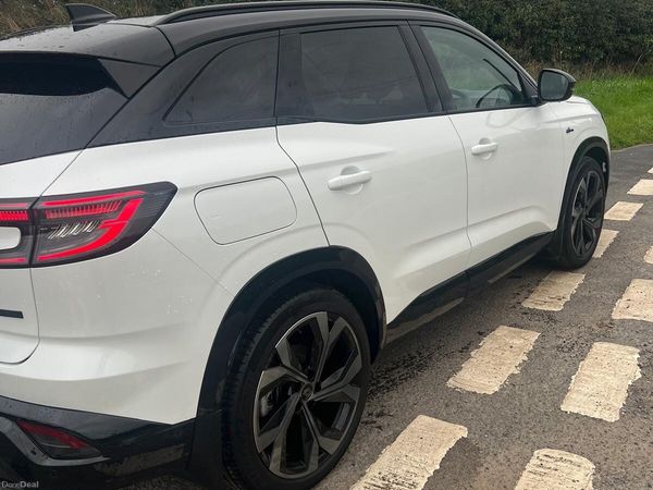 Renault Austral SUV, Petrol Hybrid, 2025, White