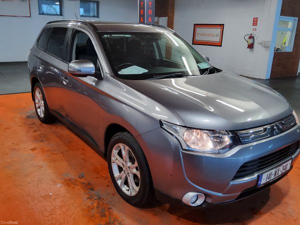 Mitsubishi Outlander SUV, Diesel, 2014, Grey