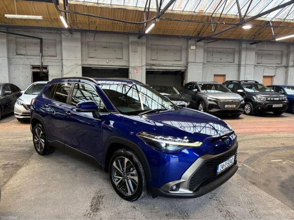 Toyota Corolla Cross Hatchback, Petrol Hybrid, 2024, Blue