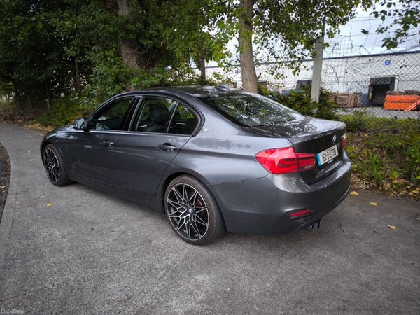 BMW 3-Series Saloon, Petrol Plug-in Hybrid, 2016, Grey