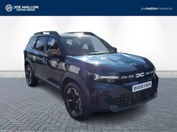 Dacia Bigster SUV, Petrol Hybrid, 2026, Blue