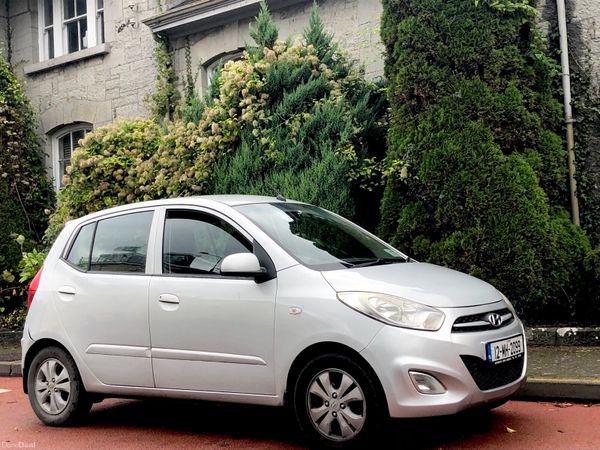 Hyundai i10 Hatchback, Petrol, 2012, Silver