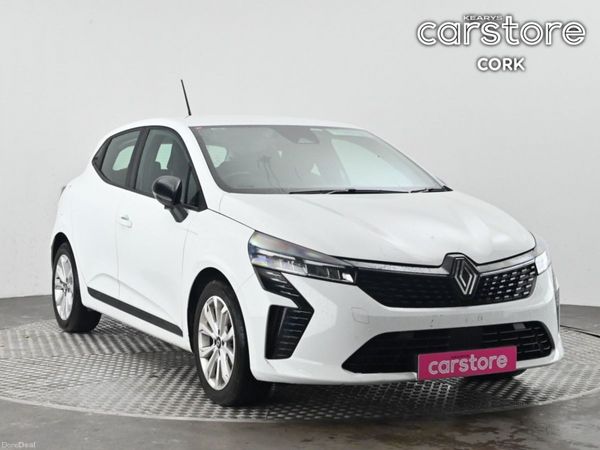 Renault Clio Hatchback, Petrol, 2024, White