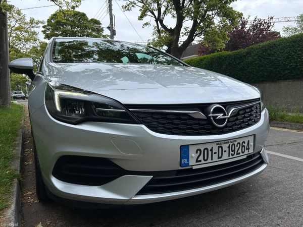 Opel Astra Hatchback, Petrol, 2020, Grey