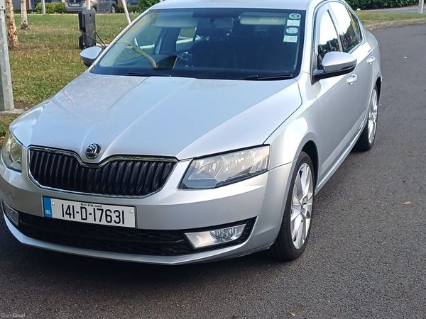 Skoda Octavia Saloon, Diesel, 2014, Silver