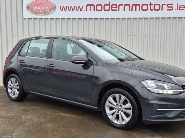Volkswagen Golf Hatchback, Diesel, 2017, Grey