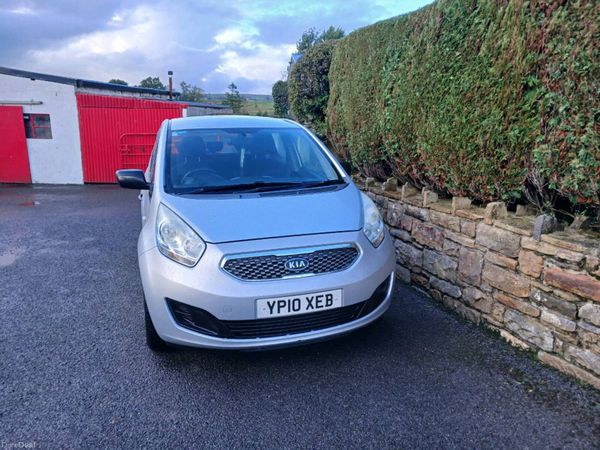 Kia Venga Hatchback, Petrol, 2010, Silver