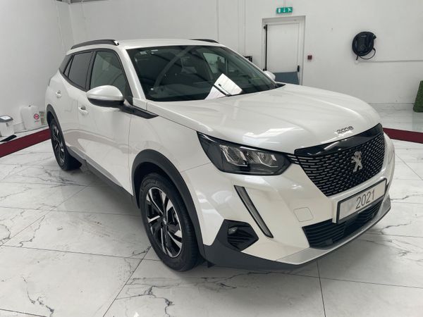 Peugeot 2008 Hatchback, Petrol, 2021, White