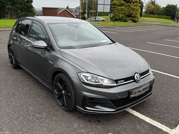Volkswagen Golf Hatchback, Diesel, 2019, Grey