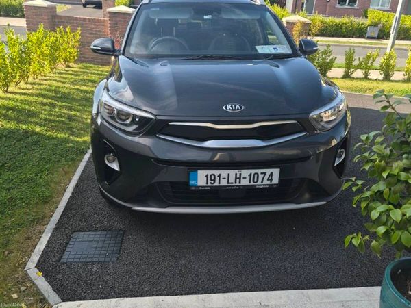 Kia Stonic Estate/Jeep, Petrol, 2019, Grey