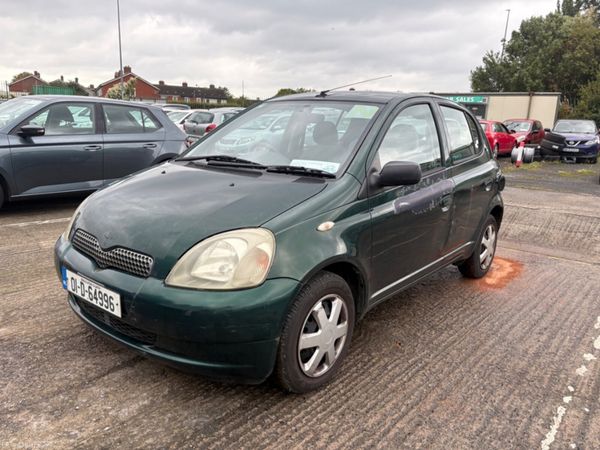 Toyota Yaris Hatchback, Petrol, 2001, Green