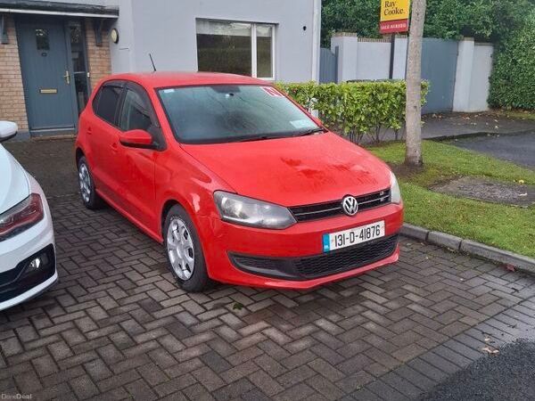 Volkswagen Polo Hatchback, Petrol, 2013, Red