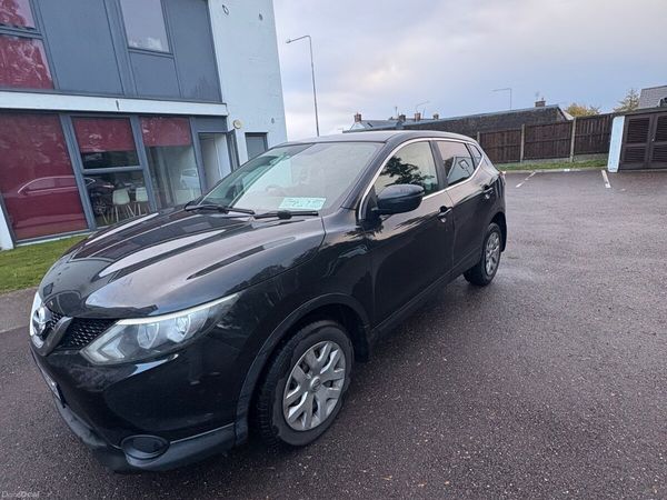 Nissan Qashqai Hatchback, Petrol, 2015, Black