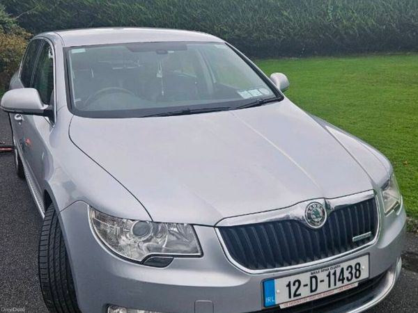 Skoda Superb Saloon, Diesel, 2012, Silver