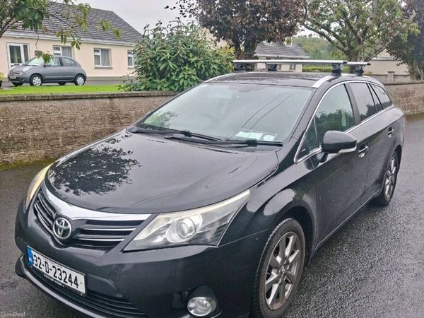 Toyota Avensis Estate, Petrol, 2013, Black