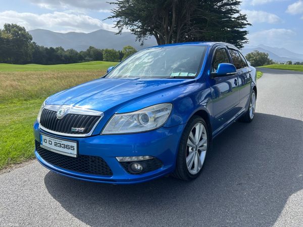 Skoda Octavia Saloon, Diesel, 2010, Blue