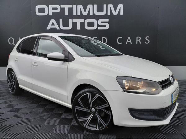 Volkswagen Polo Hatchback, Petrol, 2013, White