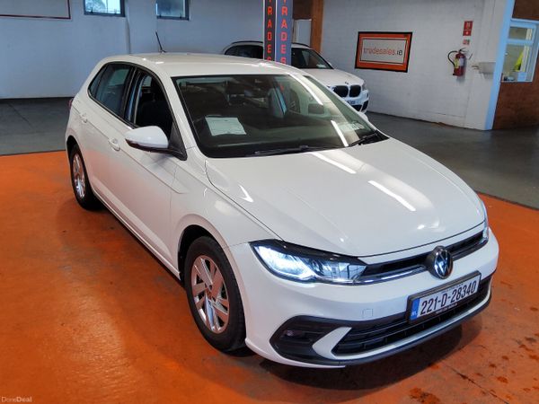 Volkswagen Polo Hatchback, Petrol, 2022, White