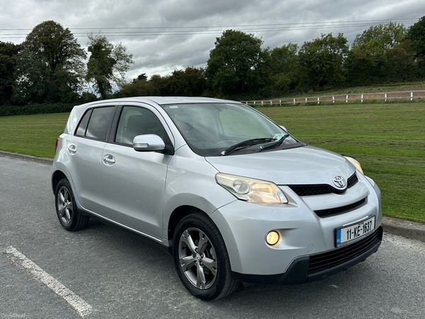 Toyota Urban Cruiser SUV, Diesel, 2011, Silver