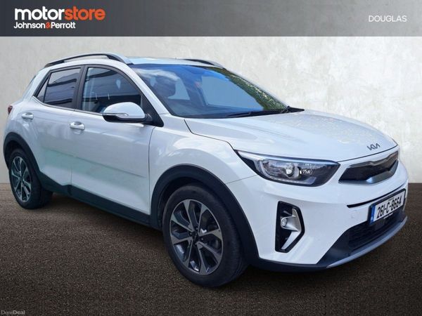 Kia Stonic Estate, Petrol Hybrid, 2026, White