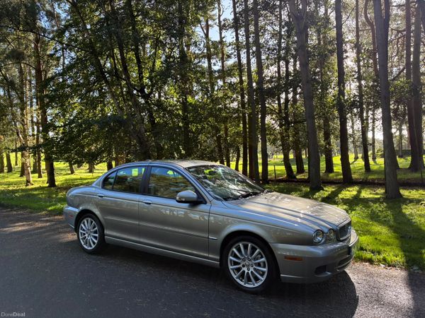 Jaguar X-Type Saloon, Diesel, 2010, Gold
