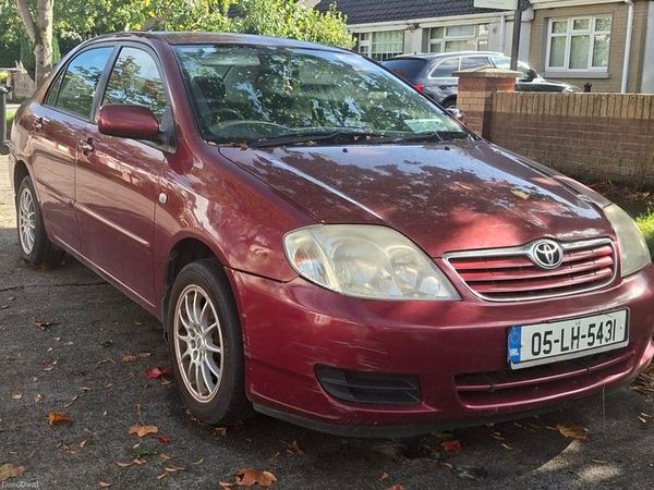 Toyota Corolla Saloon, Petrol, 2005, Red