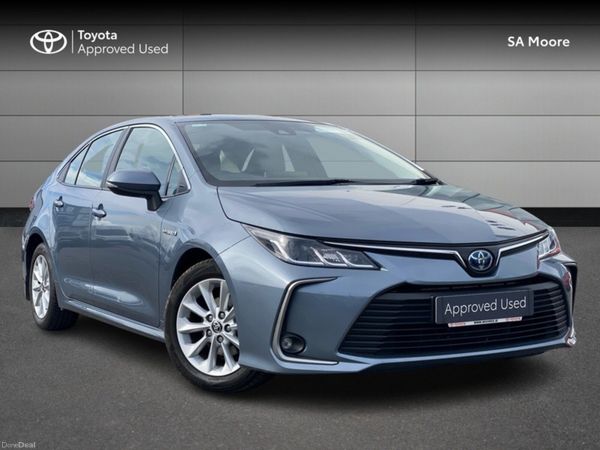 Toyota Corolla Saloon, Petrol Hybrid, 2021, Grey