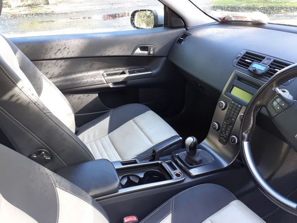 Volvo C30 Hatchback, Diesel, 2009, Black