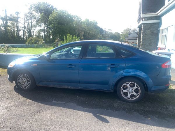 Ford Mondeo Hatchback, Petrol, 2008, Blue