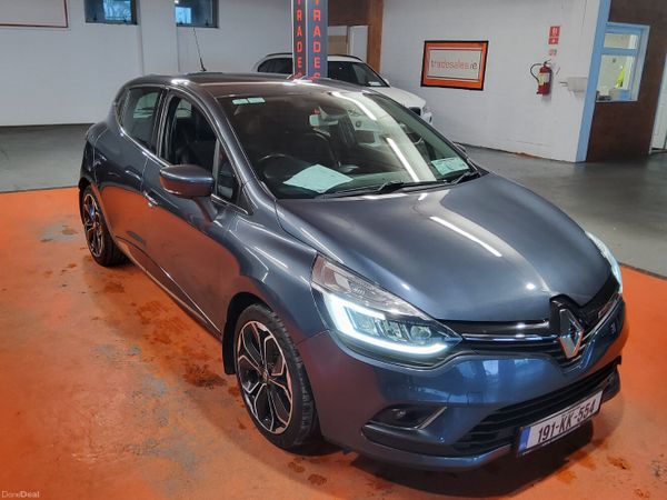 Renault Clio Hatchback, Petrol, 2019, Grey