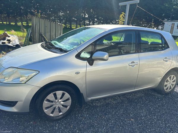 Toyota Auris Hatchback, Petrol, 2007, Silver