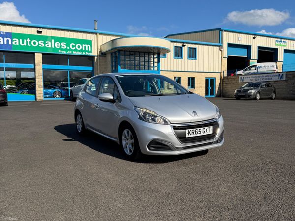 Peugeot 208 Hatchback, Diesel, 2015, Silver