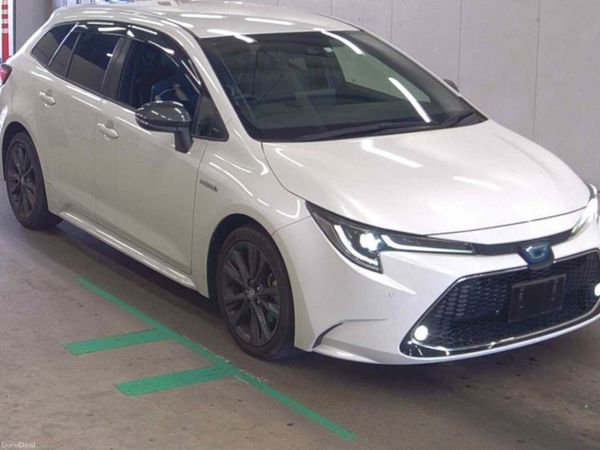 Toyota Corolla Estate, Petrol Hybrid, 2020, White