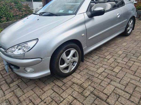Peugeot 206 Hatchback, Petrol, 2006, Grey
