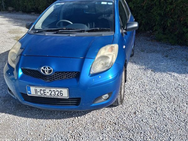 Toyota Yaris Hatchback, Petrol, 2011, Blue