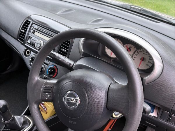 Nissan Micra Hatchback, Petrol, 2008, Gold