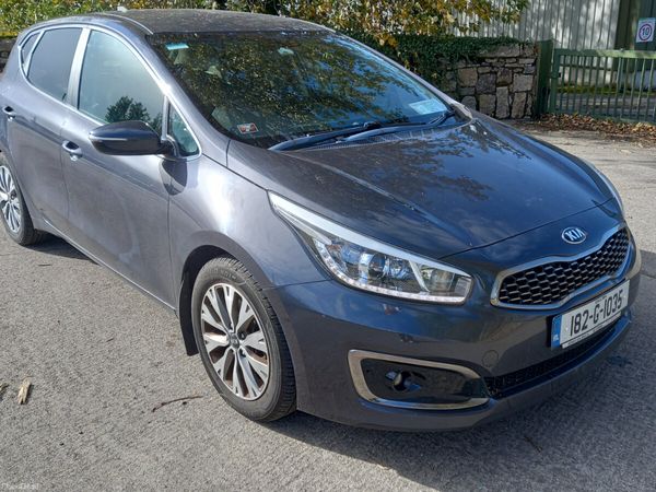 Kia Ceed Hatchback, Diesel, 2018, Grey