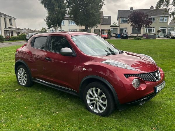 Nissan Juke SUV, Diesel, 2013, Red
