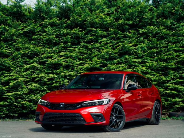 Honda Civic Saloon, Petrol Hybrid, 2023, Red