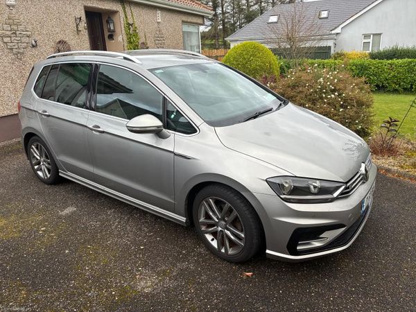 Volkswagen Golf Hatchback, Petrol, 2017, Grey
