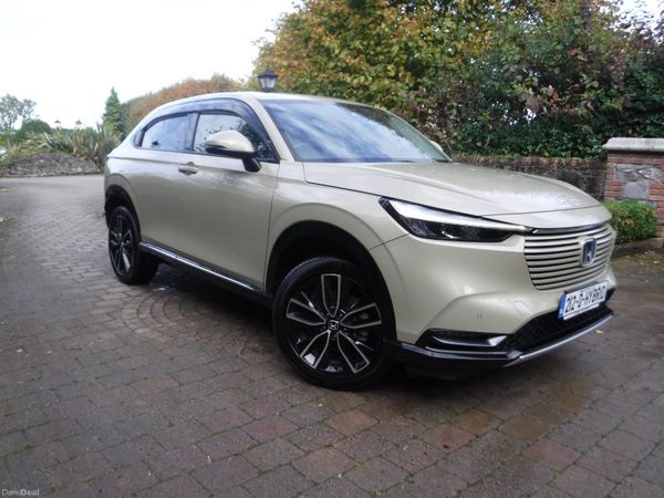 Honda Vezel SUV, Petrol Hybrid, 2021, Beige