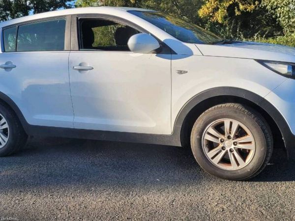 Kia Sportage SUV, Diesel, 2013, White