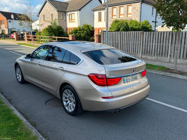 BMW 5-Series Hatchback, Diesel, 2010, Grey