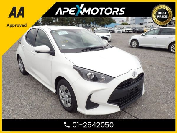 Toyota Yaris Hatchback, Petrol, 2020, White