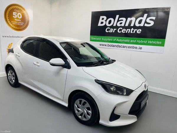 Toyota Yaris Hatchback, Petrol, 2020, White