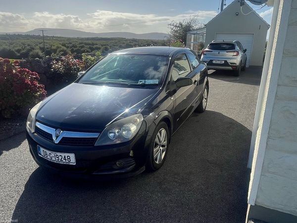 Vauxhall Astra Hatchback, Petrol, 2008, Black